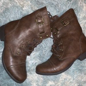 Lace up American boots